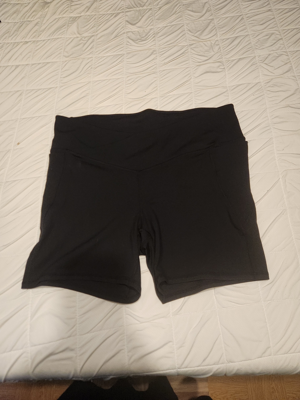 Fabletics Pure Luxe Cross Over 5" Shorts 3XL
